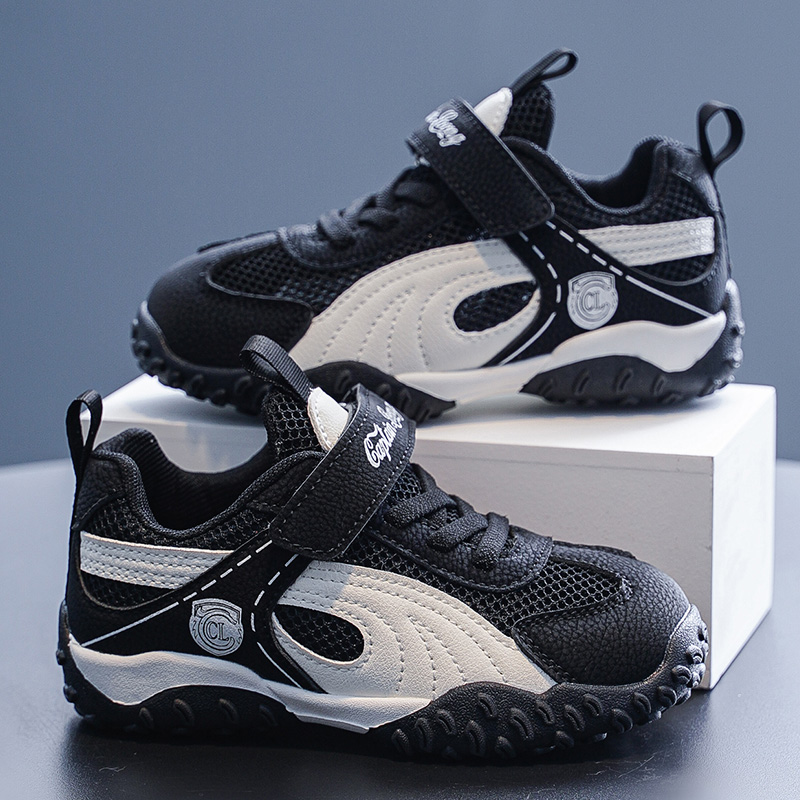 Casual sportschoenen voor kind - Kids Outdoor Gym recensie en prijs