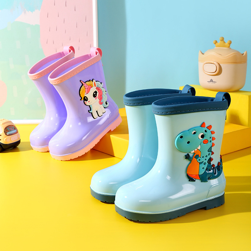 Regenachtige dag jongen meisje - Kids Outdoor Garden recensie en prijs