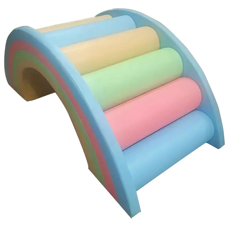 Macaronkleurige zachte speelto - Play Kids Outdoor recensie en prijs